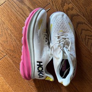 HOKA Clifton 9